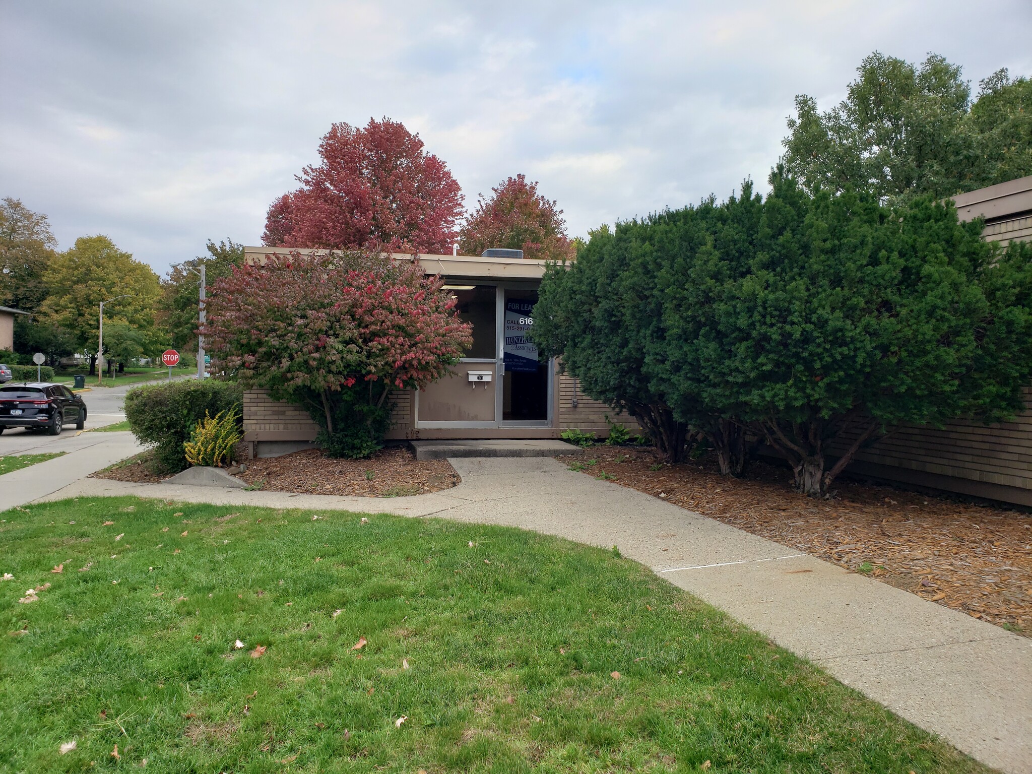 616 Kellogg Ave, Ames, IA for lease Primary Photo- Image 1 of 10