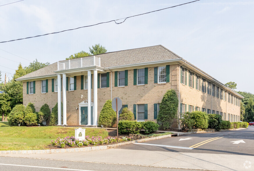 786 Mountain Blvd, Watchung, NJ for lease - Primary Photo - Image 1 of 5