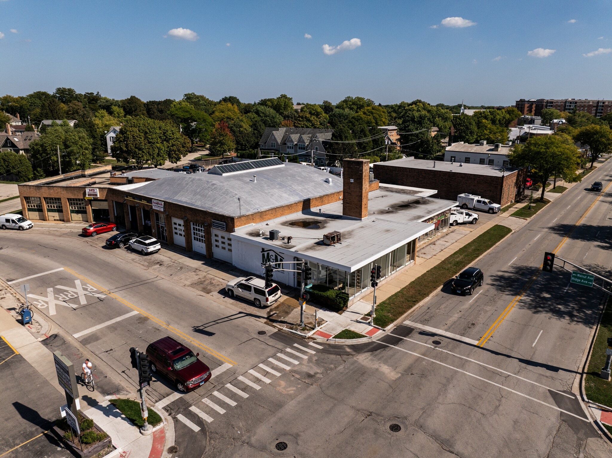 400 W Northwest Hwy, Arlington Heights, IL for lease Building Photo- Image 1 of 18