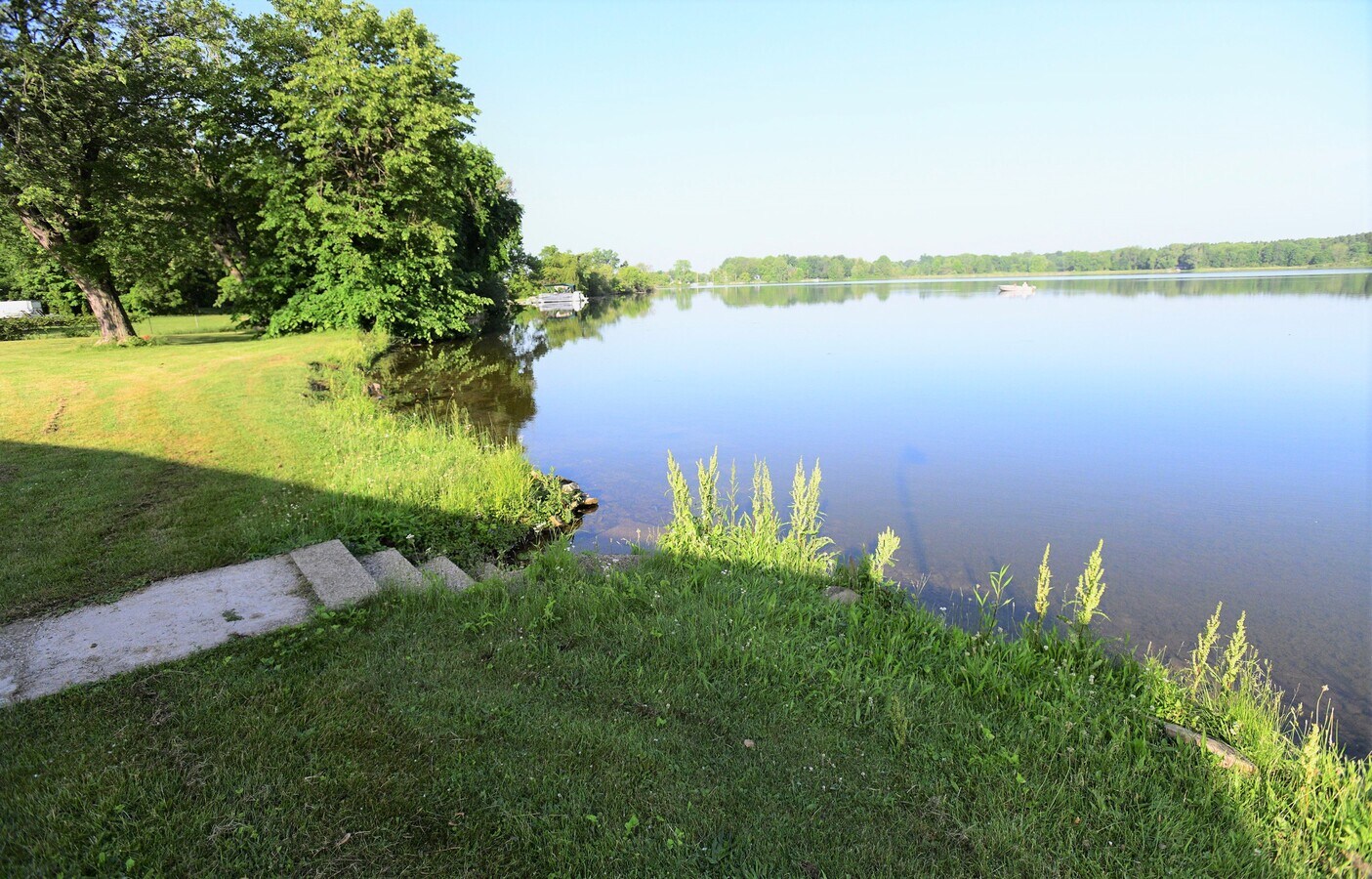 308 N Lake St, Grass Lake, MI 49240