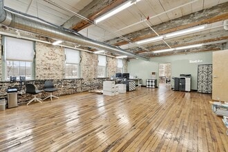 2 Shaker Rd, Shirley, MA for lease Interior Photo- Image 2 of 8