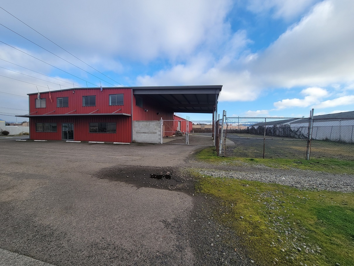 660 California Way, Longview, WA for sale Building Photo- Image 1 of 22