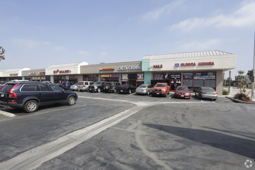 2701 Firestone Blvd, South Gate, CA for lease - Building Photo - Image 3 of 7