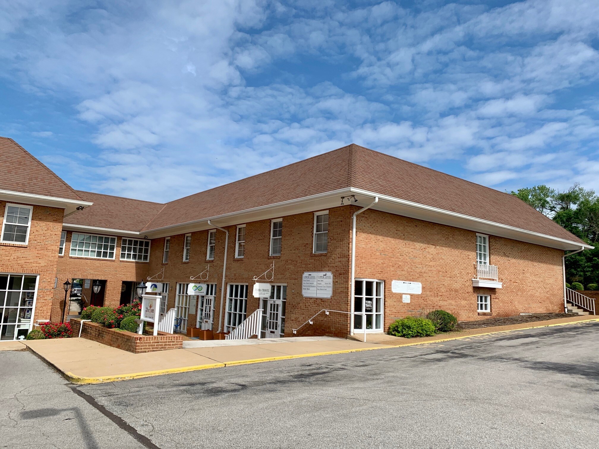 707757 Old Frontenac Sq, Frontenac, MO 63131 Old Frontenac Square