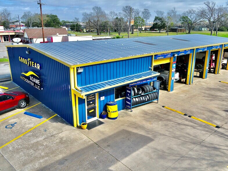 2527 S Main St, Pearland, TX for sale - 2527 S Main Street - Image 1 of 10