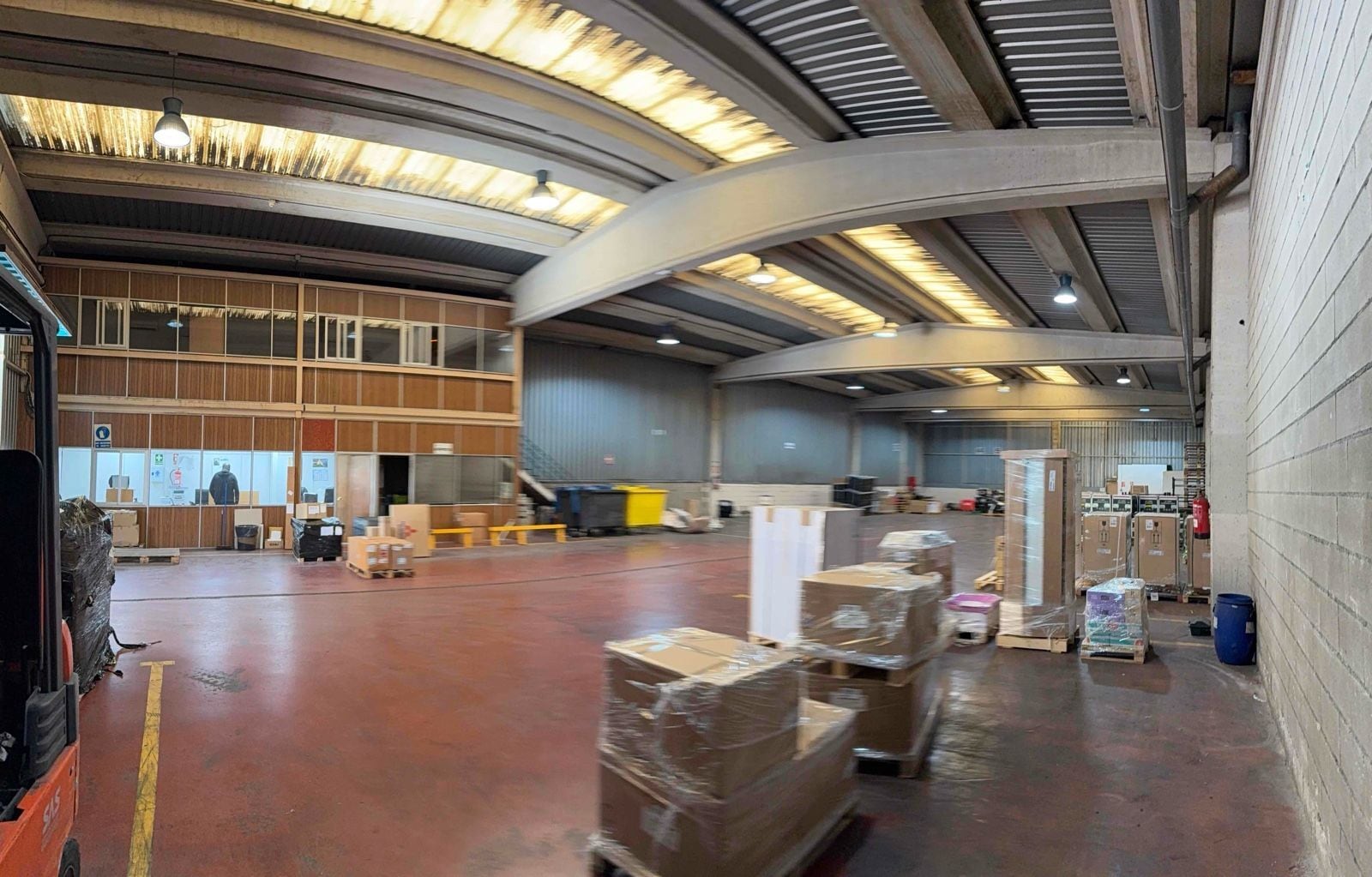 Industrial in Coslada, Madrid for lease Interior Photo- Image 1 of 4