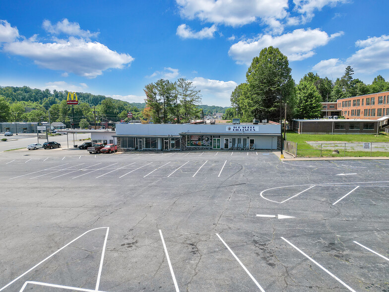 2712-2726 Virginia Ave, Collinsville, VA for lease - Building Photo - Image 2 of 7