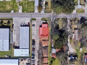 717 Cedar Bayou Rd, Baytown, TX - aerial  map view