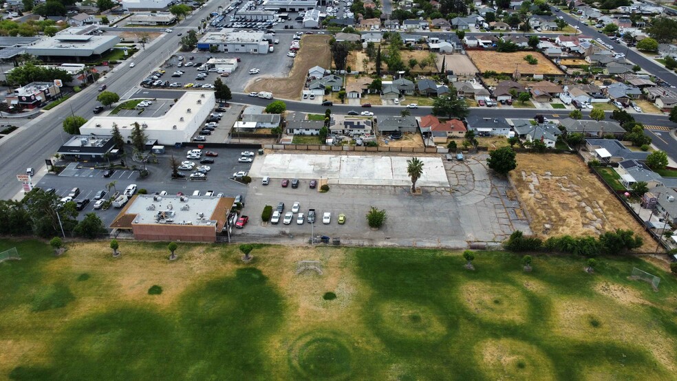 757-847 N Main St, Manteca, CA for sale - Building Photo - Image 3 of 8