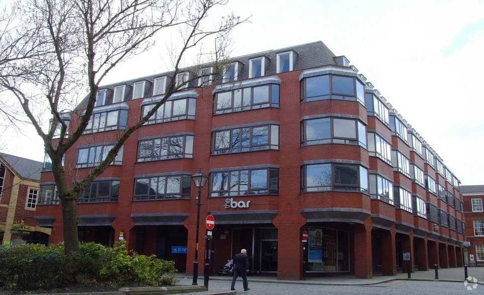 Nelson Sq, Bolton for lease - Building Photo - Image 2 of 5