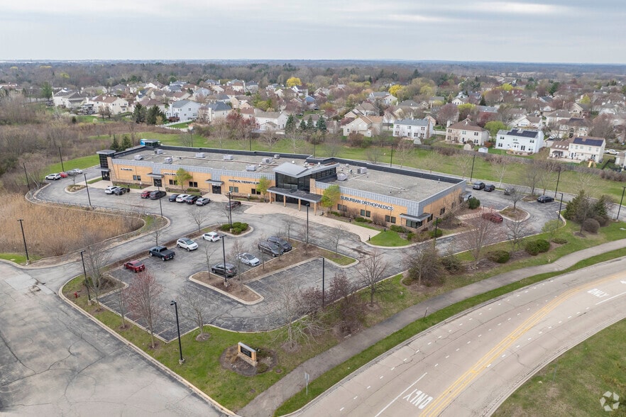 1110-1124 Schick Rd, Bartlett, IL for lease - Building Photo - Image 1 of 27