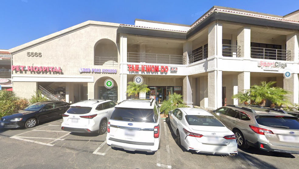 5555-5665 E Santa Ana Canyon Rd, Anaheim Hills, CA for lease - Building Photo - Image 2 of 5