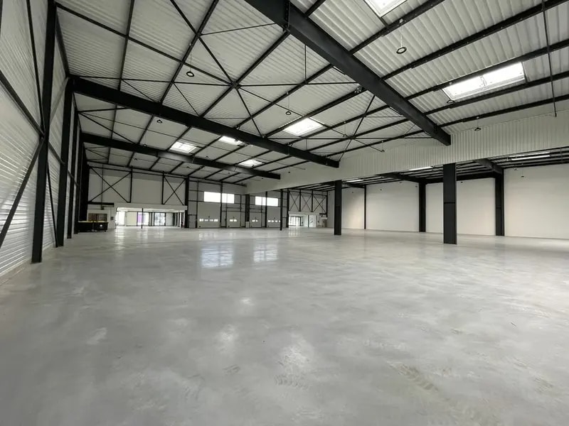 Flex in Le Bourget for lease Interior Photo- Image 1 of 5