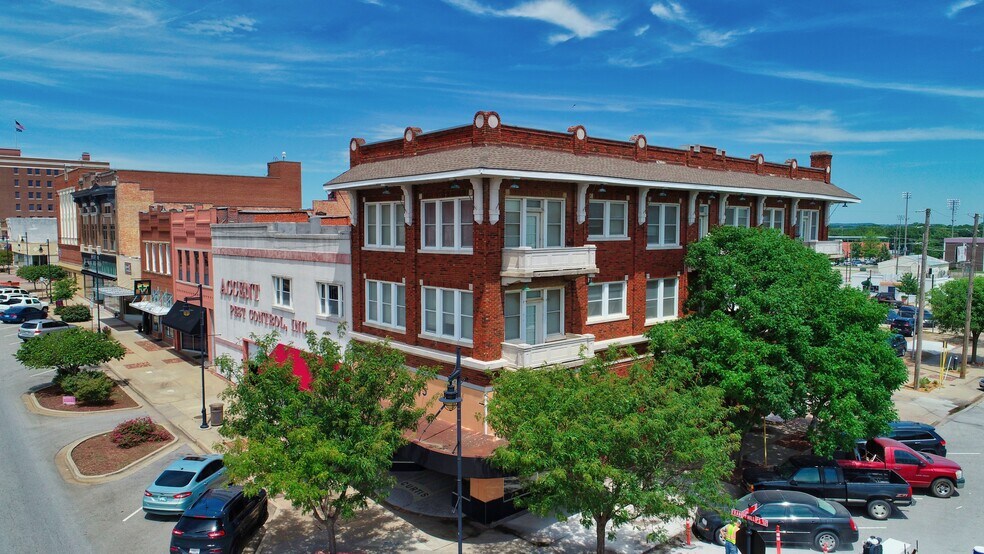 Downtown Bartlesville Multifamily/Retail Bartlesville, OK for Sale
