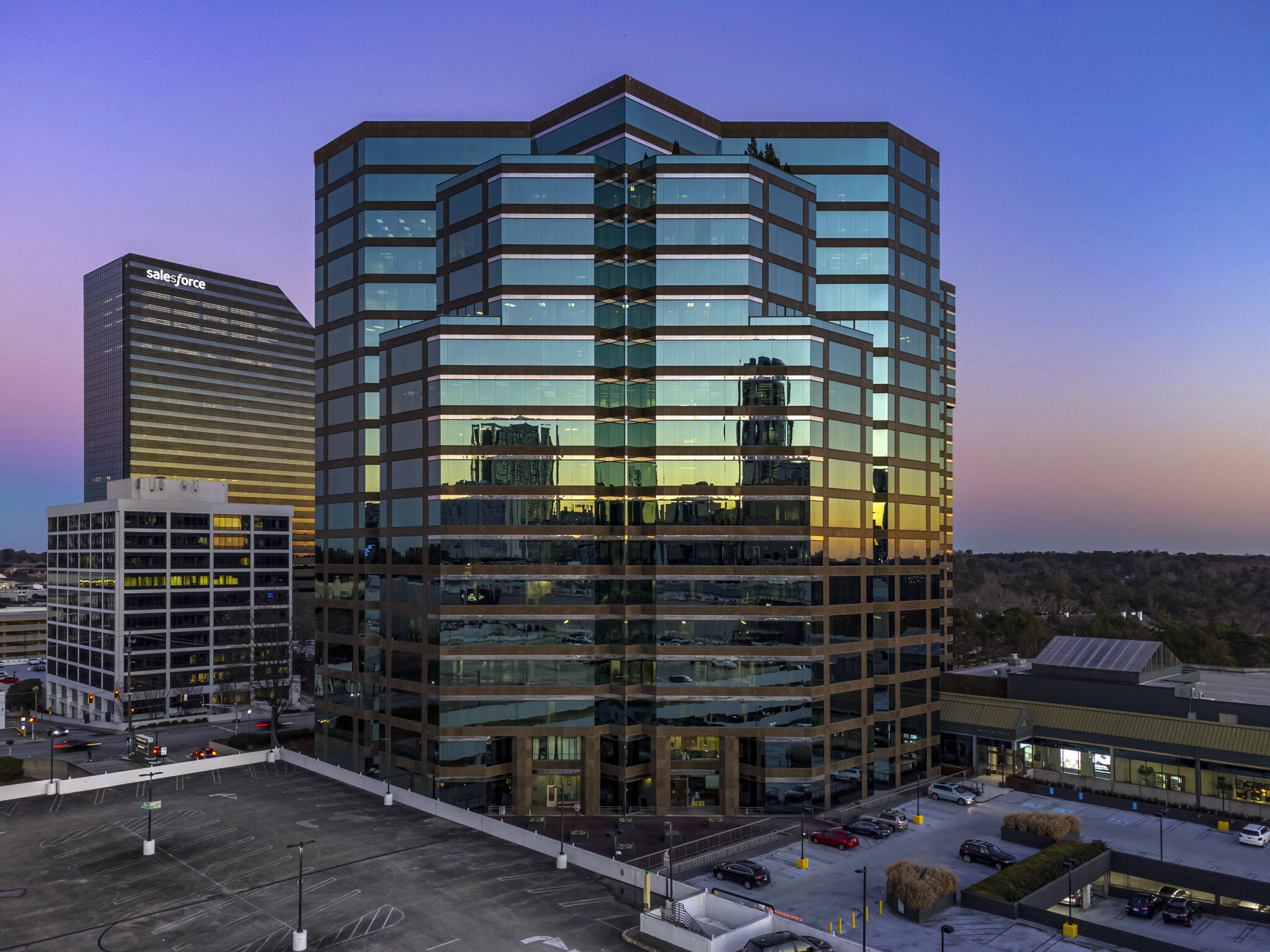 3399 Peachtree Rd NE, Atlanta, GA for lease Building Photo- Image 1 of 17