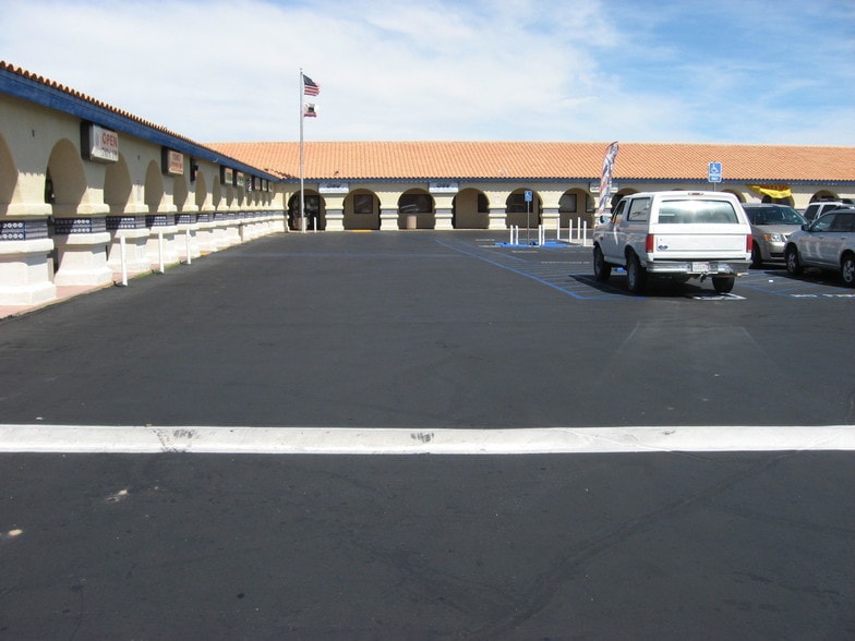 3668 Adobe Rd, Twentynine Palms, CA for sale - Building Photo - Image 1 of 1