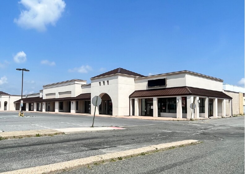 22 W Landis Ave, Vineland, NJ for lease Building Photo- Image 1 of 12