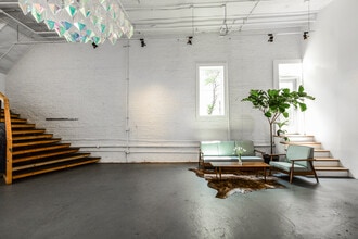 198 N 4th St, Brooklyn, NY for lease Interior Photo- Image 2 of 22
