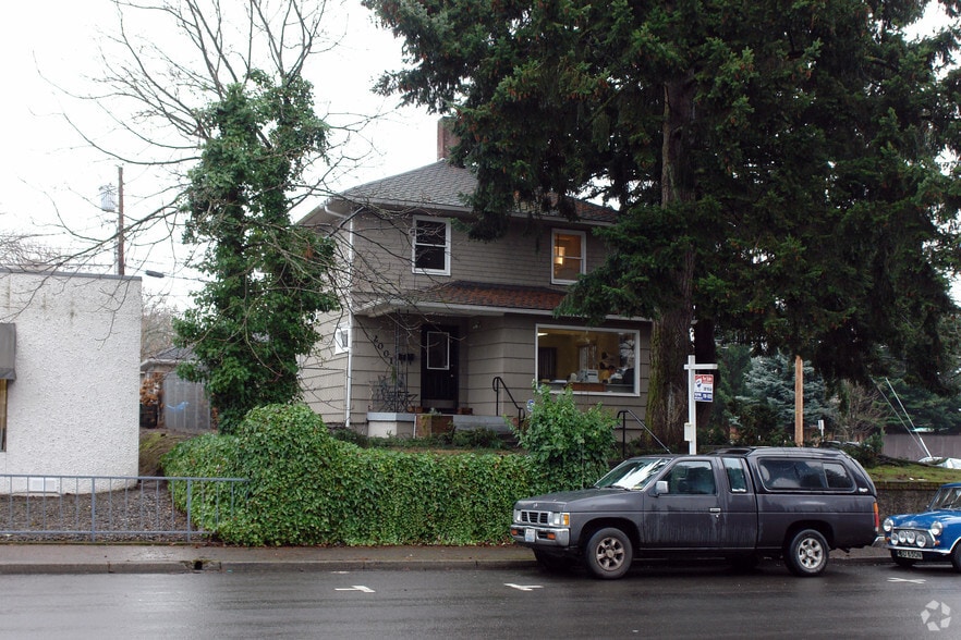 2001 Broadway St, Vancouver, WA for lease - Building Photo - Image 3 of 6
