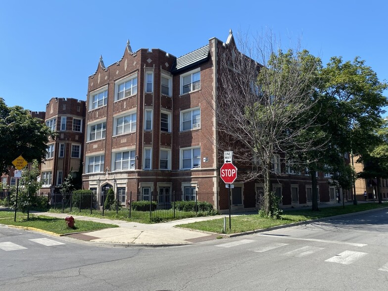 7600 S Phillips Ave, Chicago, IL for sale - Building Photo - Image 1 of 1