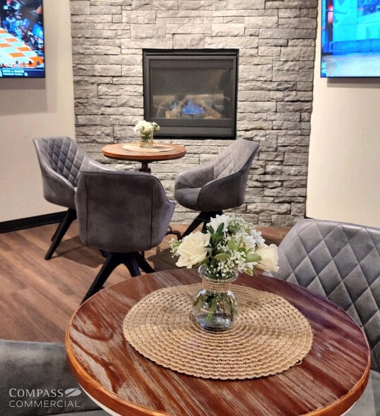 740 NE 3rd St, Bend, OR for lease - Building Photo - Image 3 of 3