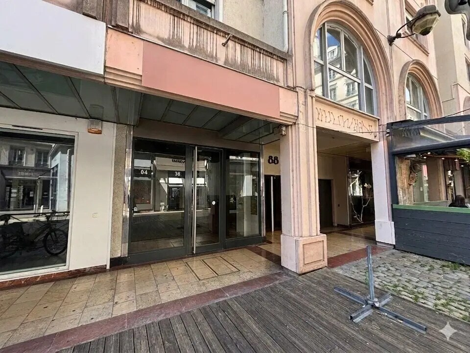 88 Rue Mercière, Lyon for lease Building Photo- Image 1 of 2