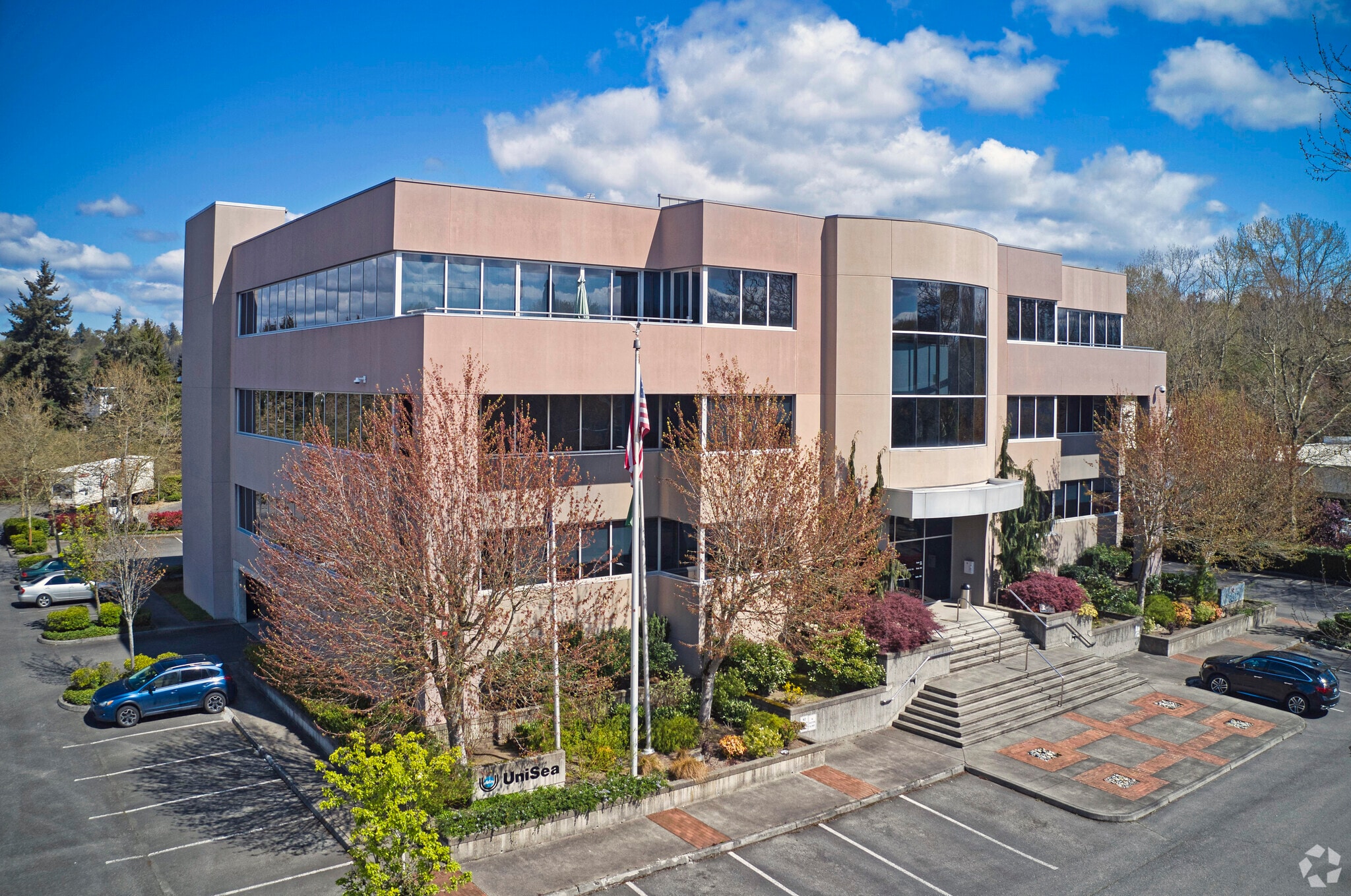 15400 NE 90th St, Redmond, WA for lease Building Photo- Image 1 of 15
