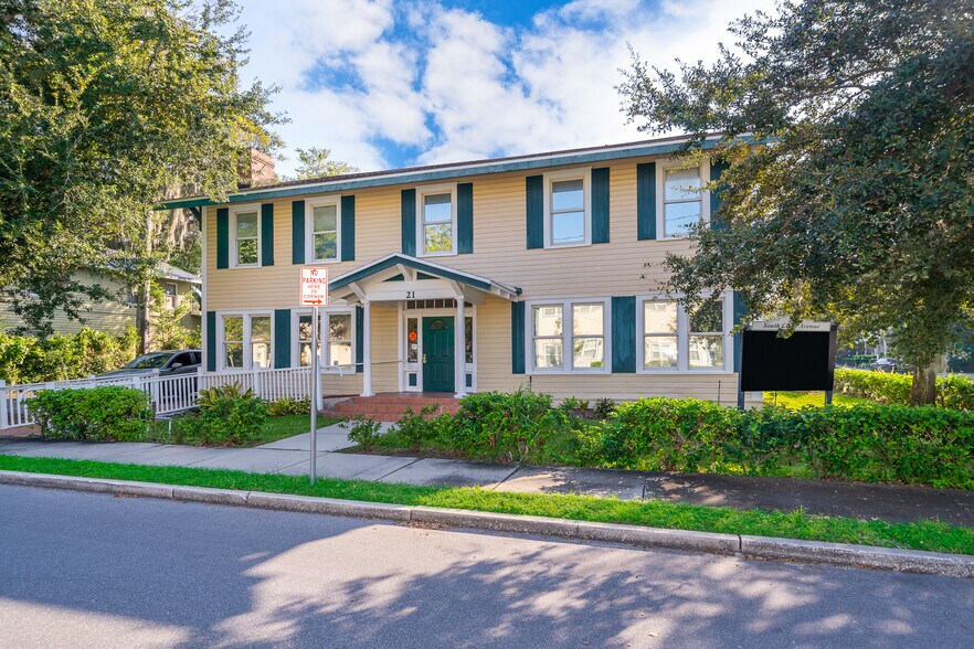 21 S Clyde Ave, Kissimmee, FL 34741