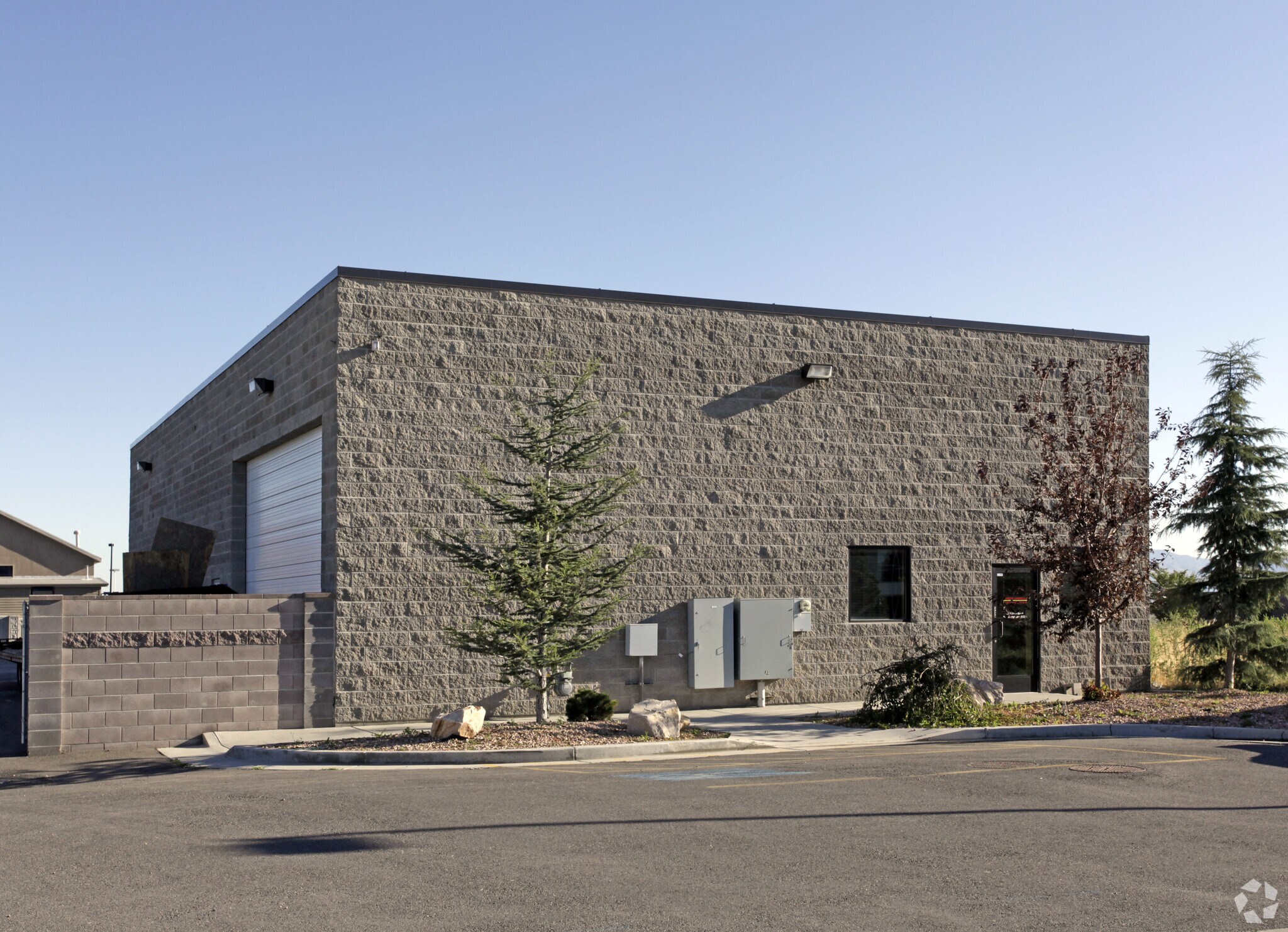 4338 W Farm Rd, West Jordan, UT for sale Primary Photo- Image 1 of 1