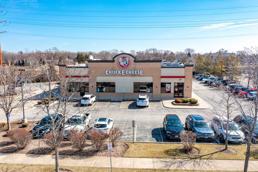 3250 Chicagoland Cir, Joliet, IL 60431 Chuck E. Cheese Absolute NNN