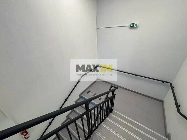 11 D Boulevard Rembrandt, Dijon for sale - Interior Photo - Image 2 of 3