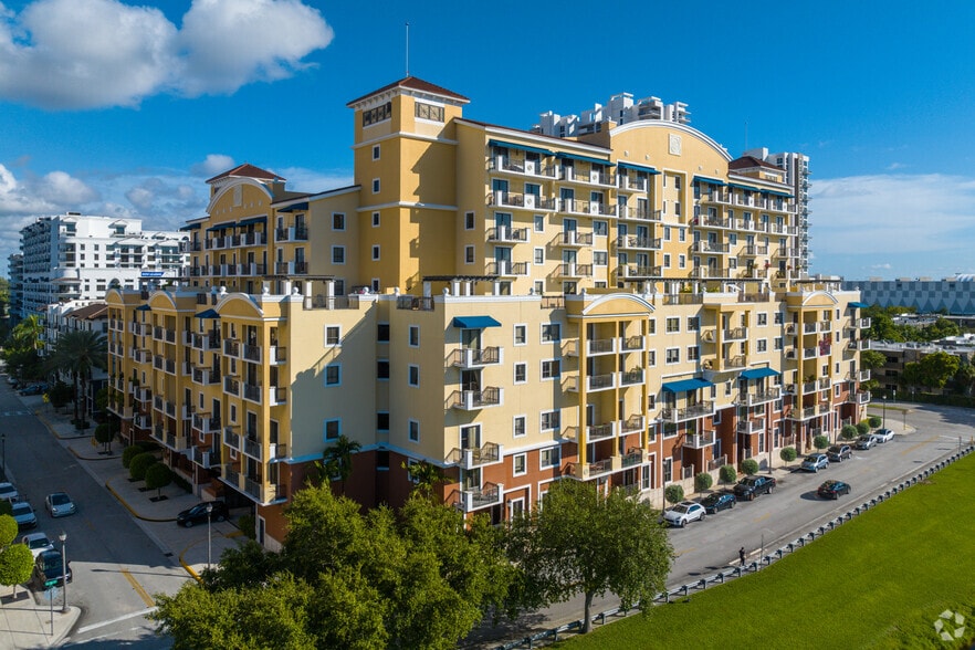 8390 SW 72nd Ave, Miami, FL for sale - Building Photo - Image 3 of 4