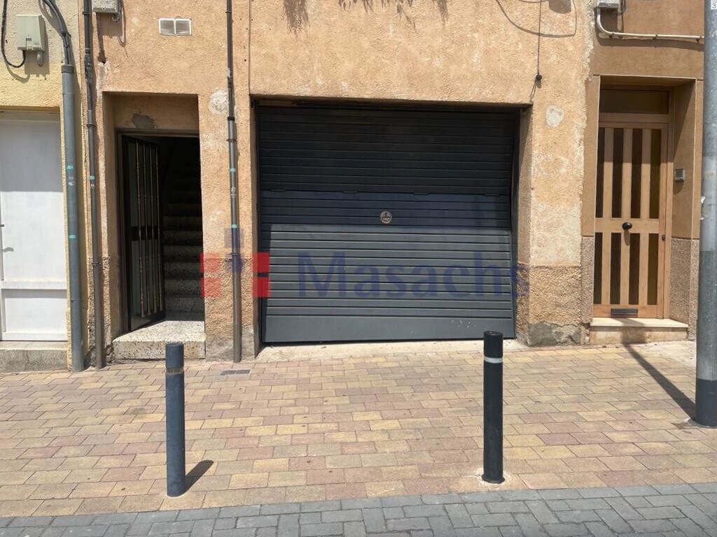 Retail in Terrassa, Barcelona for lease Construction Photo- Image 1 of 7