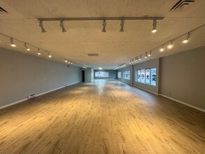 11031 Bridgeport Rd, Richmond, BC for lease Interior Photo- Image 2 of 7