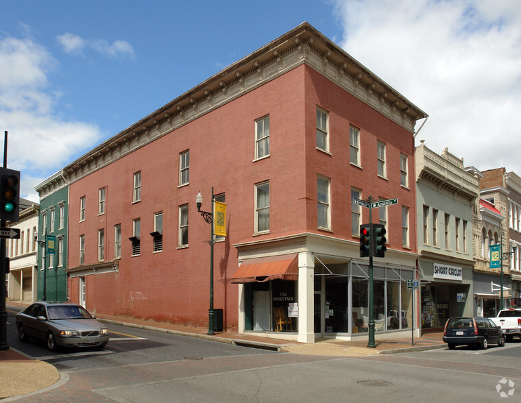 1 E Beverley St, Staunton, VA for sale - Primary Photo - Image 1 of 1