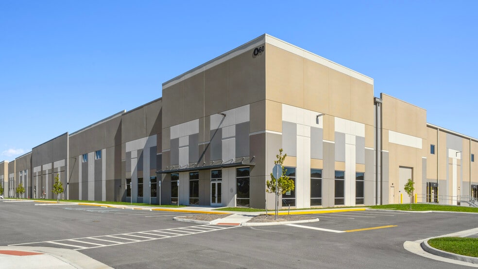 30 Aberdeen Rd, Hampton, VA for lease - Building Photo - Image 2 of 12