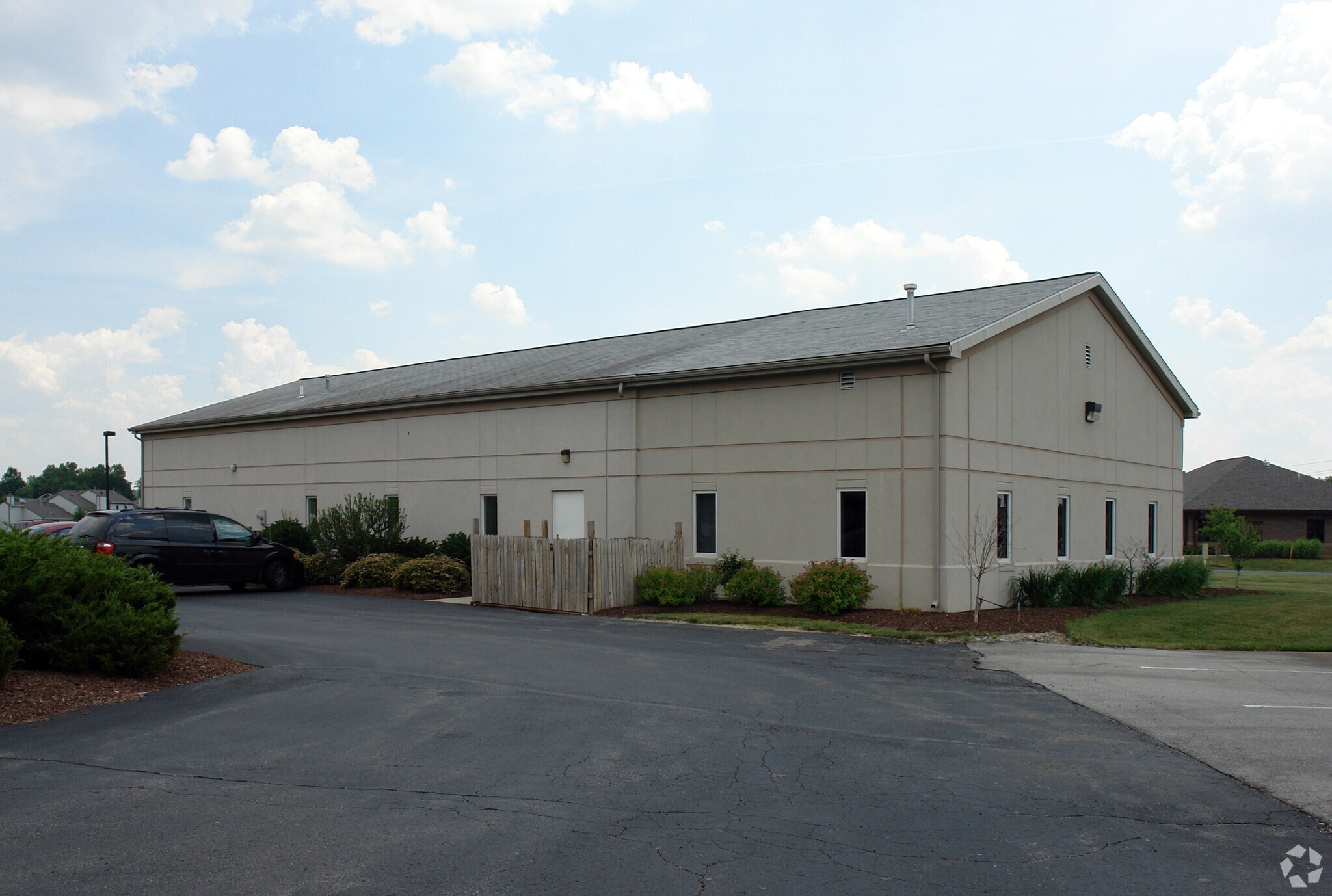 6400 Rothman Rd, Fort Wayne, IN 46835