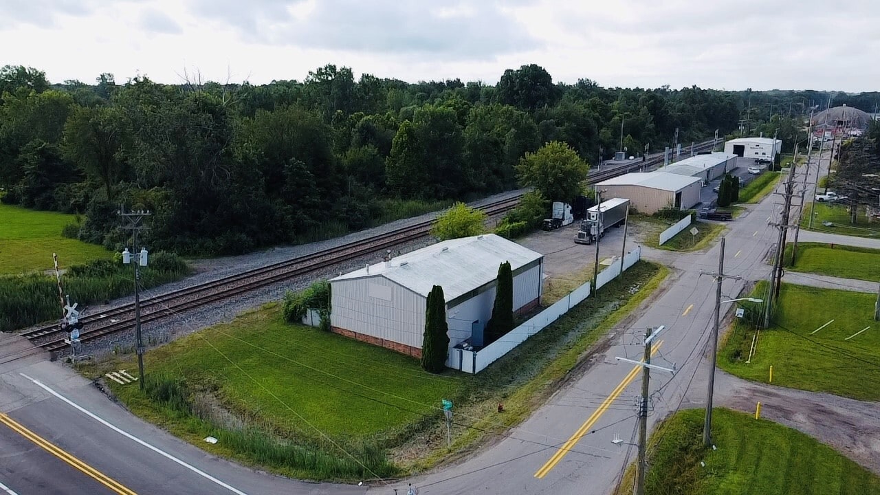 36427 Sibley Rd, New Boston, MI for lease Building Photo- Image 1 of 4