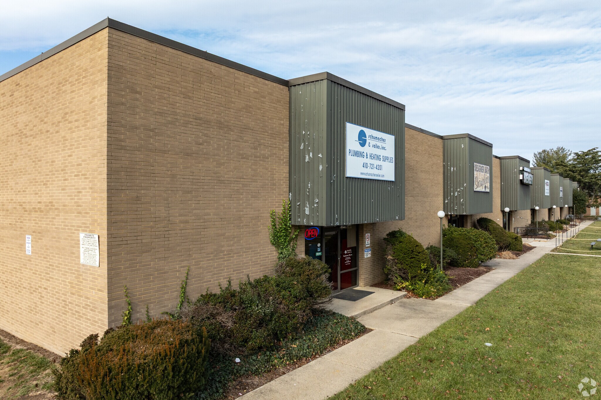 2400-2412 Crofton Blvd, Crofton, MD for sale Primary Photo- Image 1 of 1