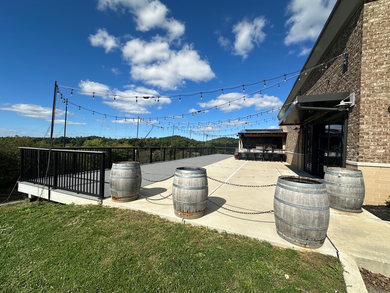 Rte 8 & Rte 228 - Middlesex Crossing, Valencia, PA for lease - Building Photo - Image 2 of 24