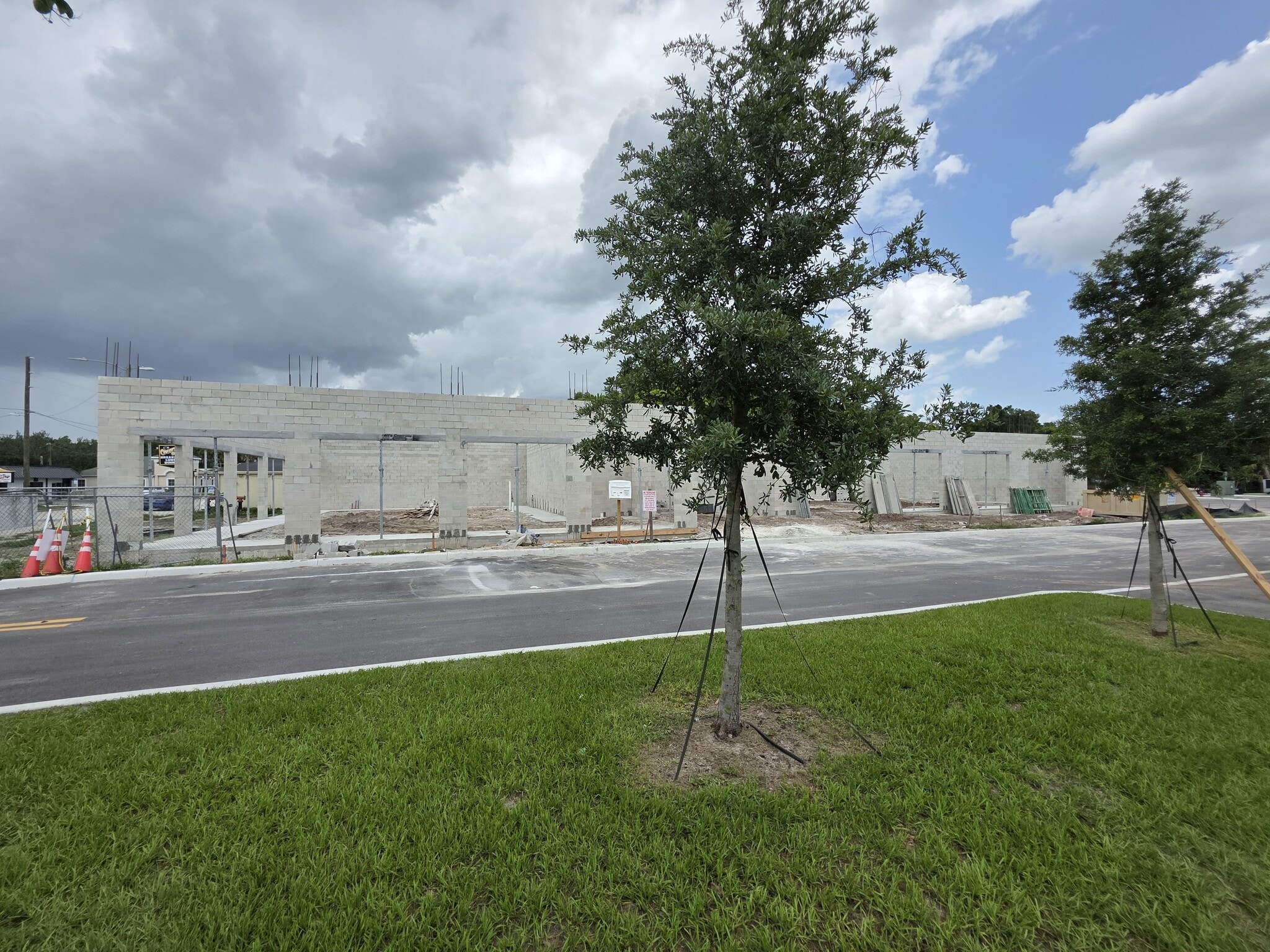 425 S Woodland Blvd, Deland, FL for lease Building Photo- Image 1 of 32