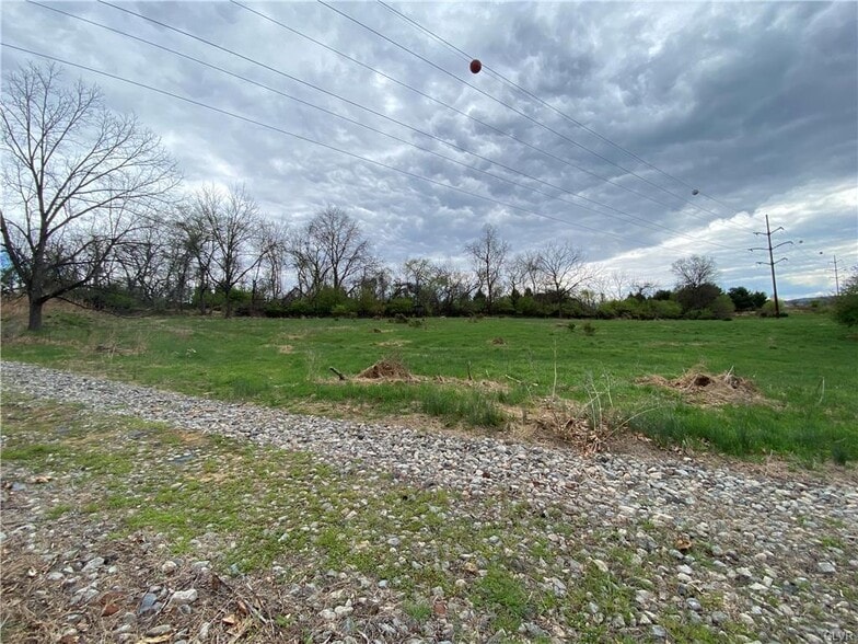 1835 N Dauphin St, Allentown, PA for sale - Building Photo - Image 1 of 1