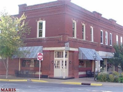 10 S 3rd St, Sainte Genevieve, MO for sale Primary Photo- Image 1 of 1