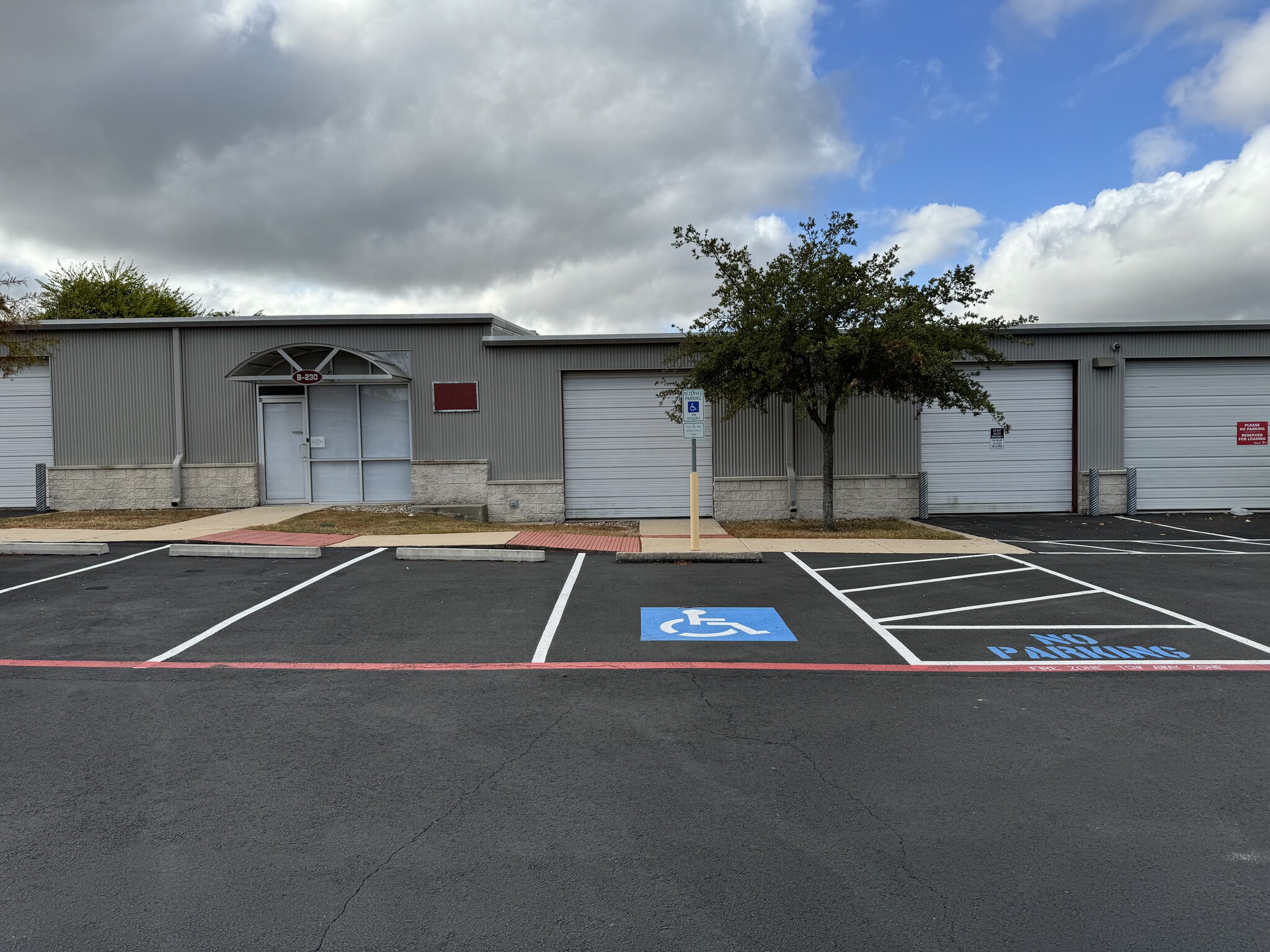 8708 S Congress Ave, Austin, TX for lease Building Photo- Image 1 of 6