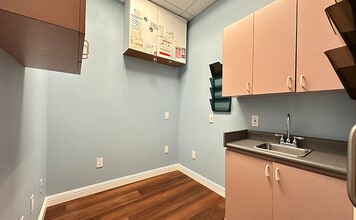 1865 Alum Rock Ave, San Jose, CA for lease Building Photo- Image 2 of 7