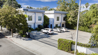 18709 Topham St, Tarzana CA - Parking Garage