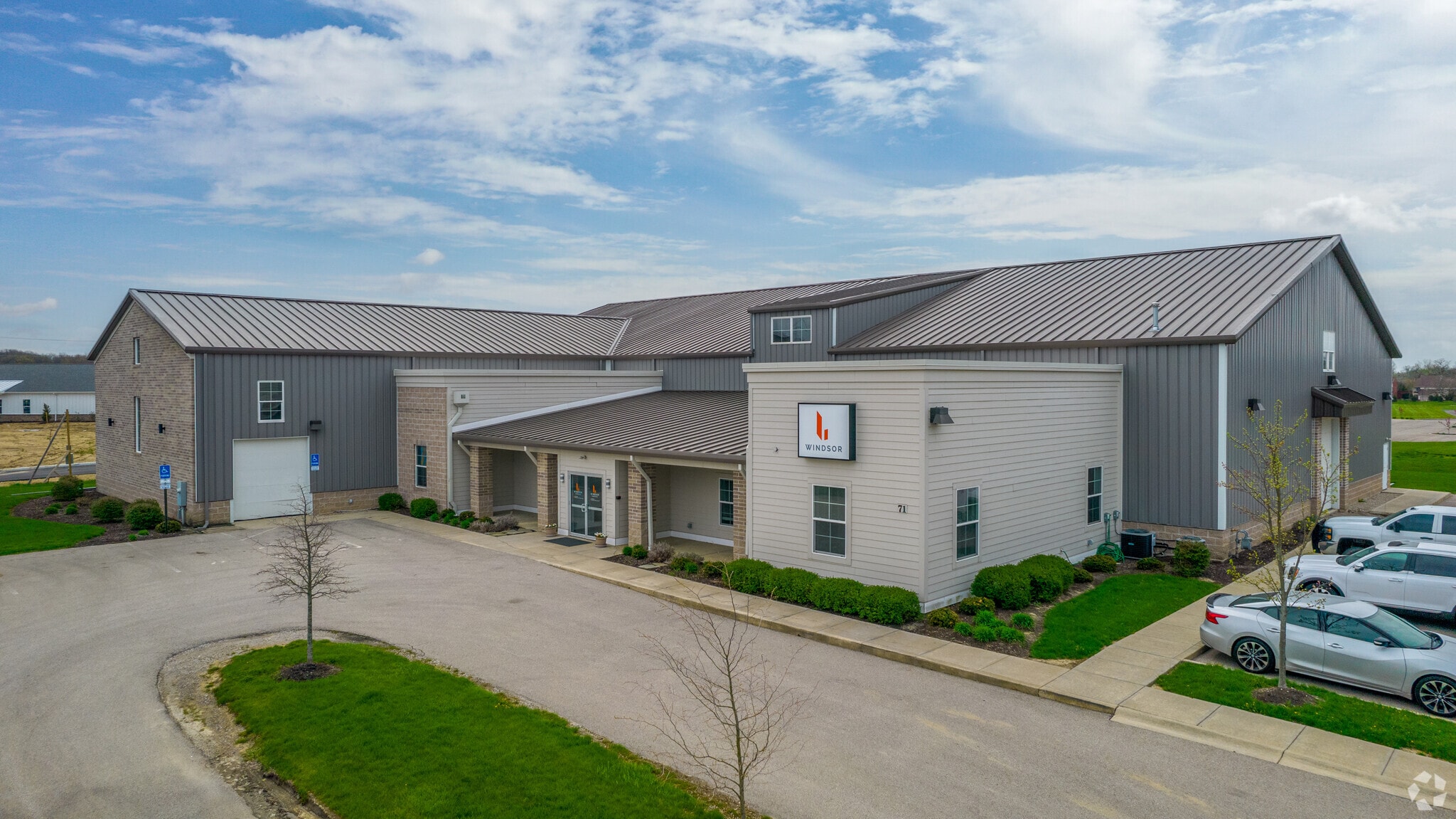 71 Seldom Seen Rd, Powell, OH for sale Primary Photo- Image 1 of 1