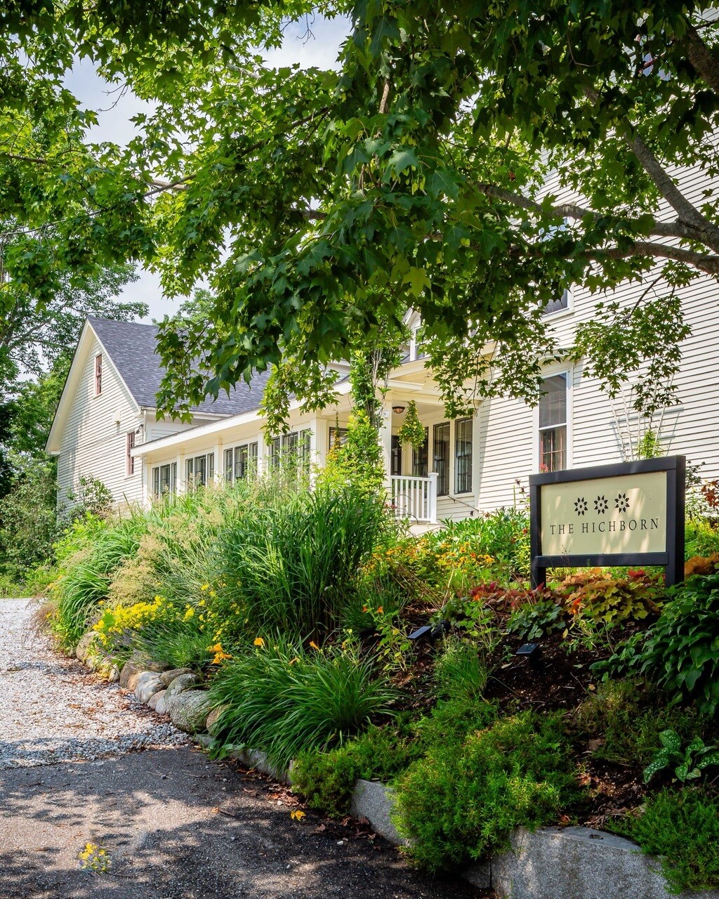 10 Church St, Stockton Springs, ME 04981 THE HICHBORN RESTAURANT