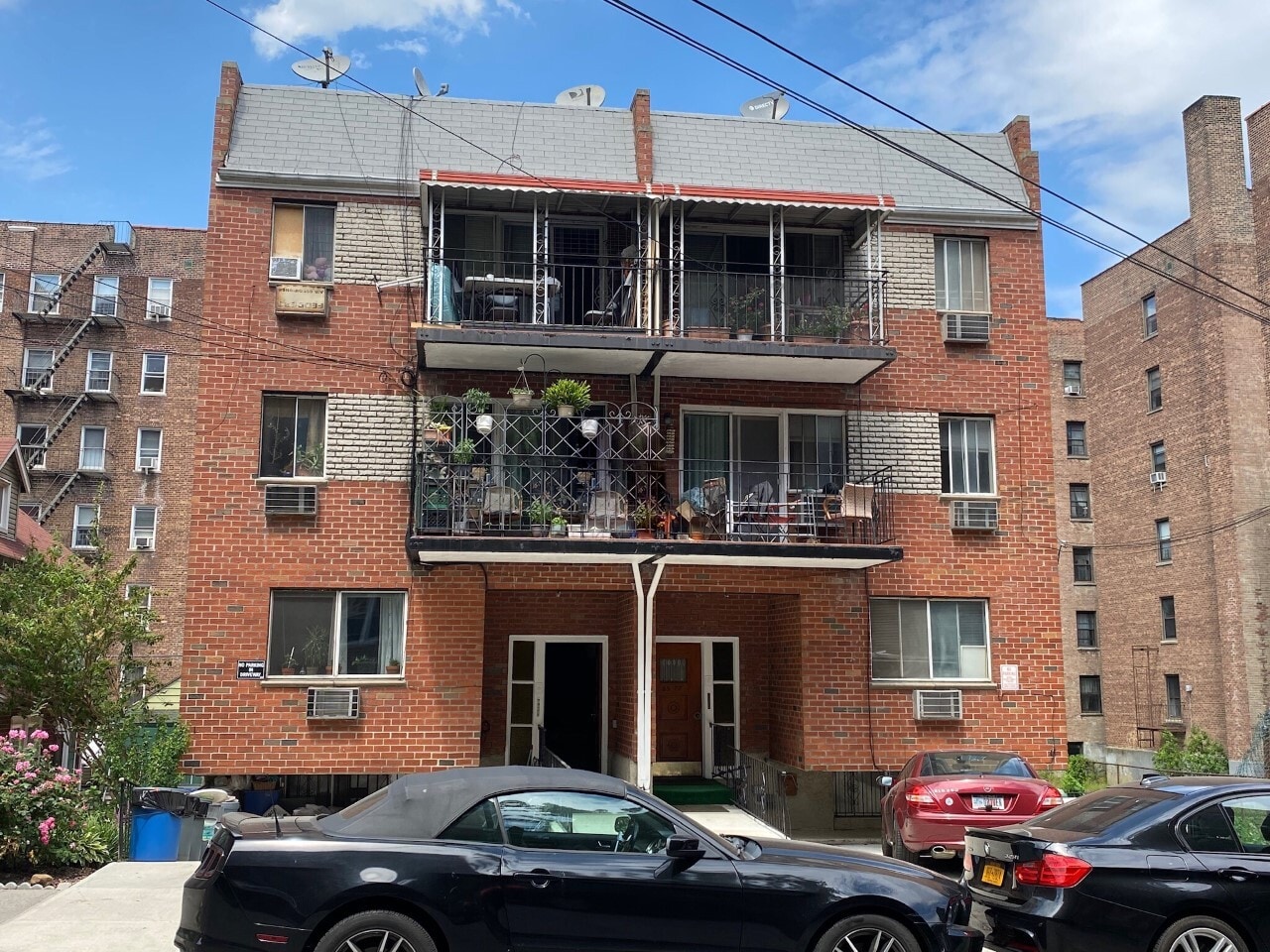 6575-6577 Booth St, Rego Park, NY for sale Building Photo- Image 1 of 1