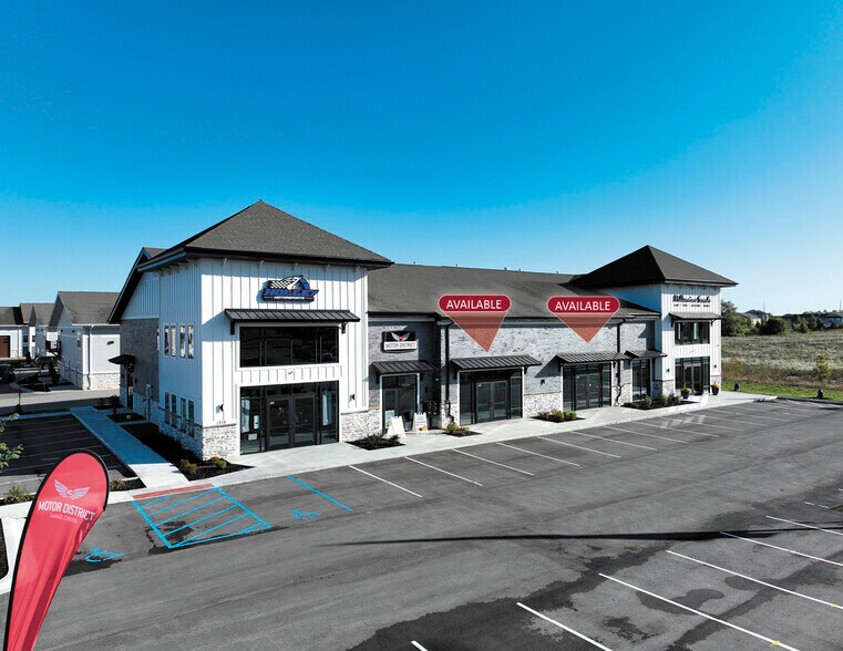 1516 W Tournament Trl, Westfield, IN for sale - Primary Photo - Image 1 of 1